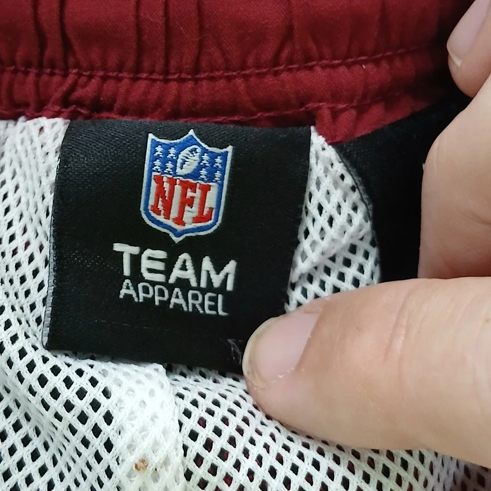 G-III‎ Apparel Washington Redskins Board Shorts Swim Trunks Size 34 Maroon
